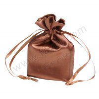 Satin packing pouch
